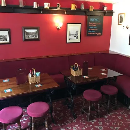 The Royal George فندق مبيت وإفطار 4*